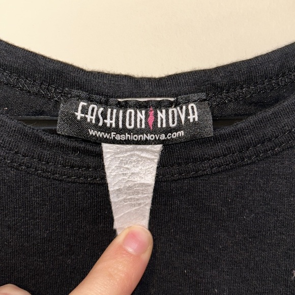 FASHION NOVA KISS LIPS DISTRESSED RIPPED LONG TEE PUNK SHIRT DRESS - Picture 7 of 8